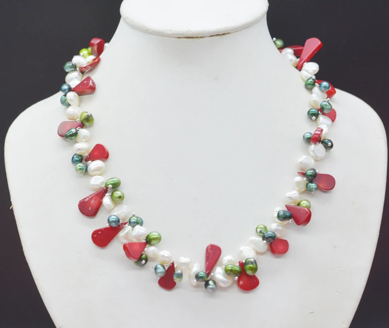 sweet. romantic  . Hawaiian style. Classic natural pearl coral necklace 18