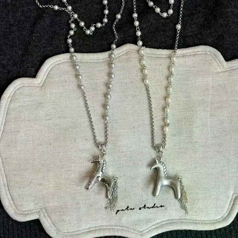 Fashion Korean Version Pearl Pony Pendant Necklace For Women Girls Vintage Exquisite Horse Necklace Jewelry Accessories Gifts