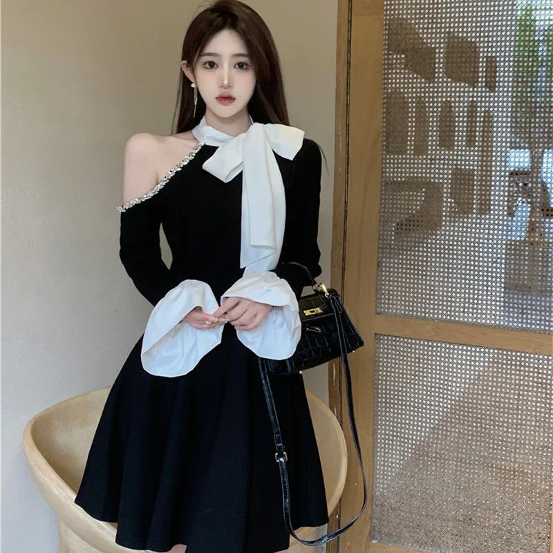 

French Hepburn Big Bow Black Mini Dress Spring Fashion Beads Cold Shoulder A Line Short Skirt Flare Sleeve Elegant Party Dress