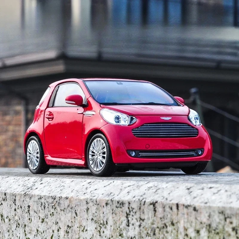 

Diecast 1:24 Car As Martin Cygnet Simulator Classic Alloy Minicar Metal Model Car Toy Car for Kids Boys Gift Collection