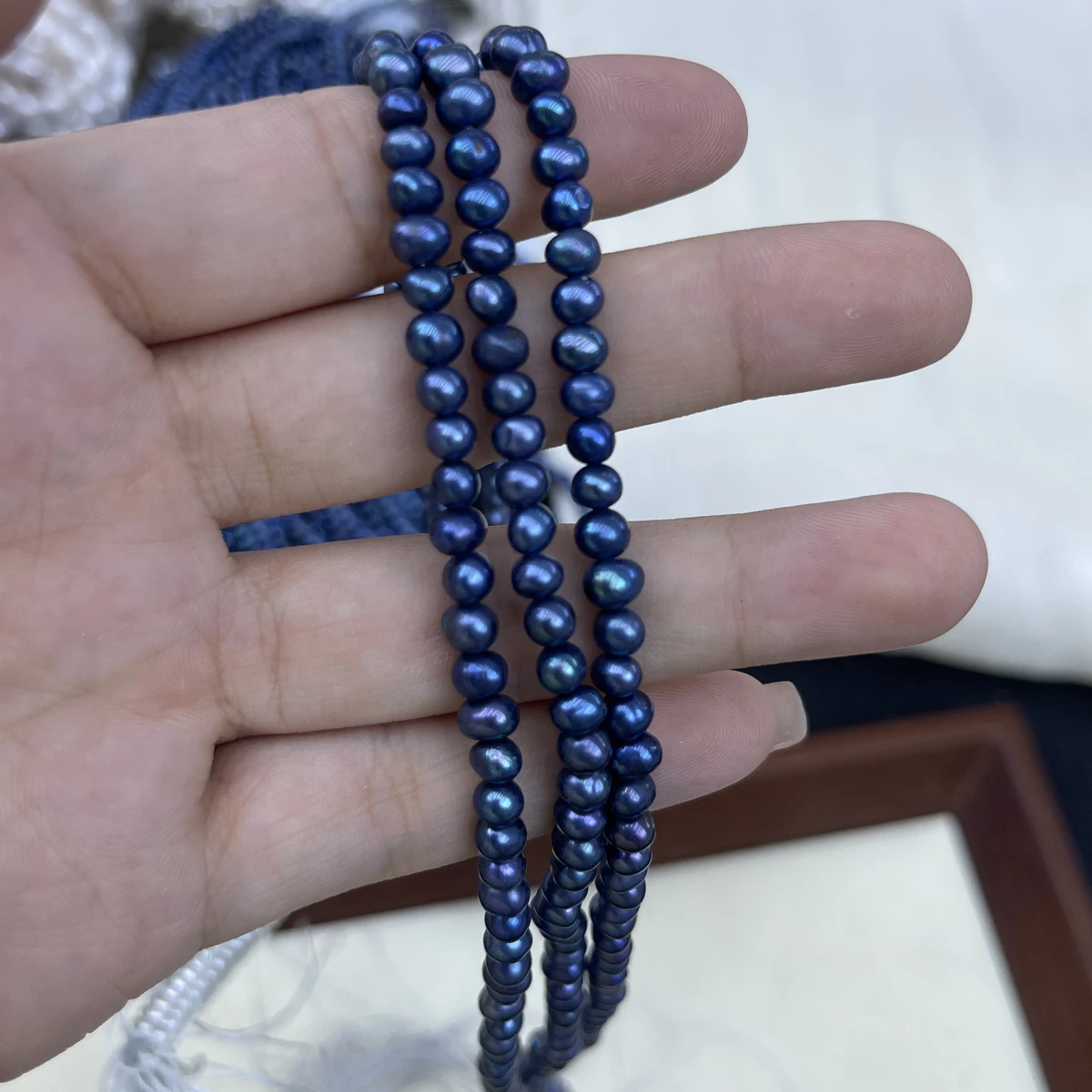 

4-5mm Black Potato-Shaped Punch Bead Natural Pearl Semi-finished Beads for Jewelry Making DIY Necklace Bracelet Accessories 36cm