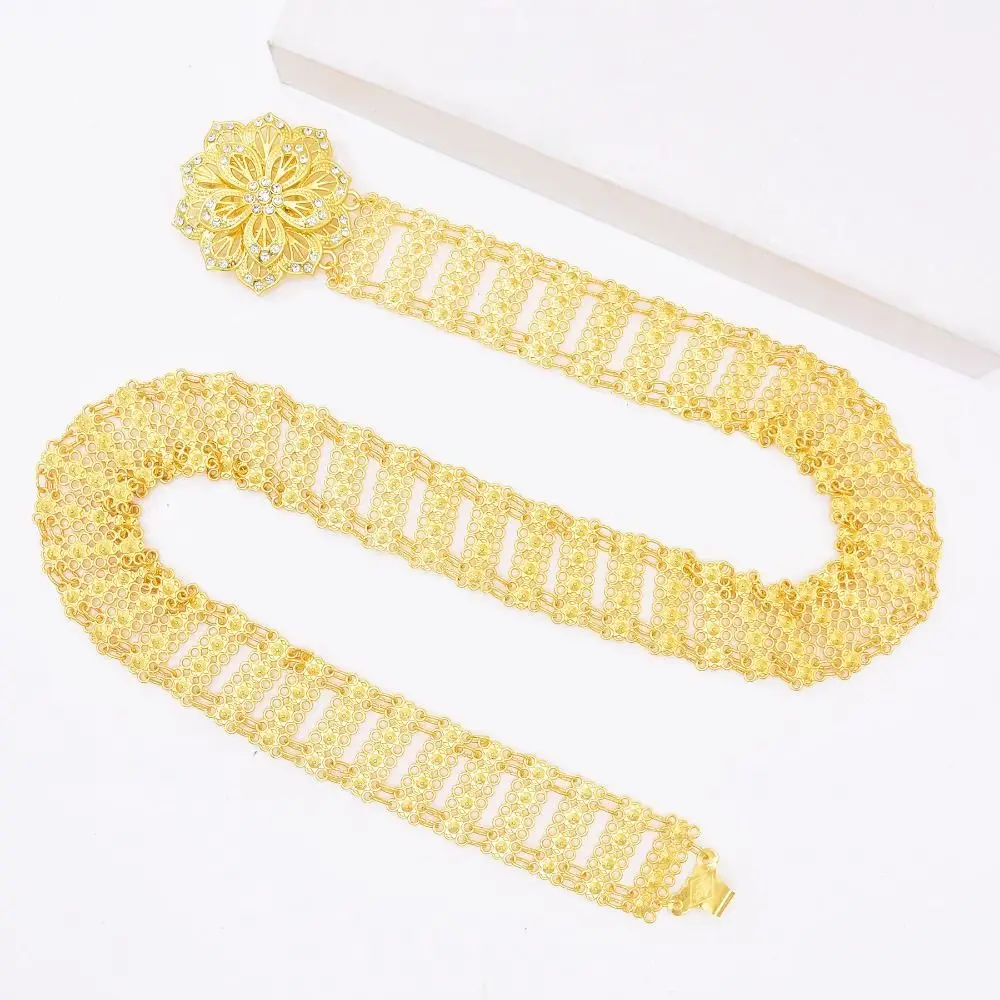 เข็มขัดโลหะสไตล์ชาติพันธุ์แบบดั้งเดิม ประดับคริสตัลลายฉลุสีทอง เข็มขัดเจ้าสาว เครื่องประดับพู่ห้อยสำหรับชุดเต้นรำ สายโซ่สำหรับผู้หญิง