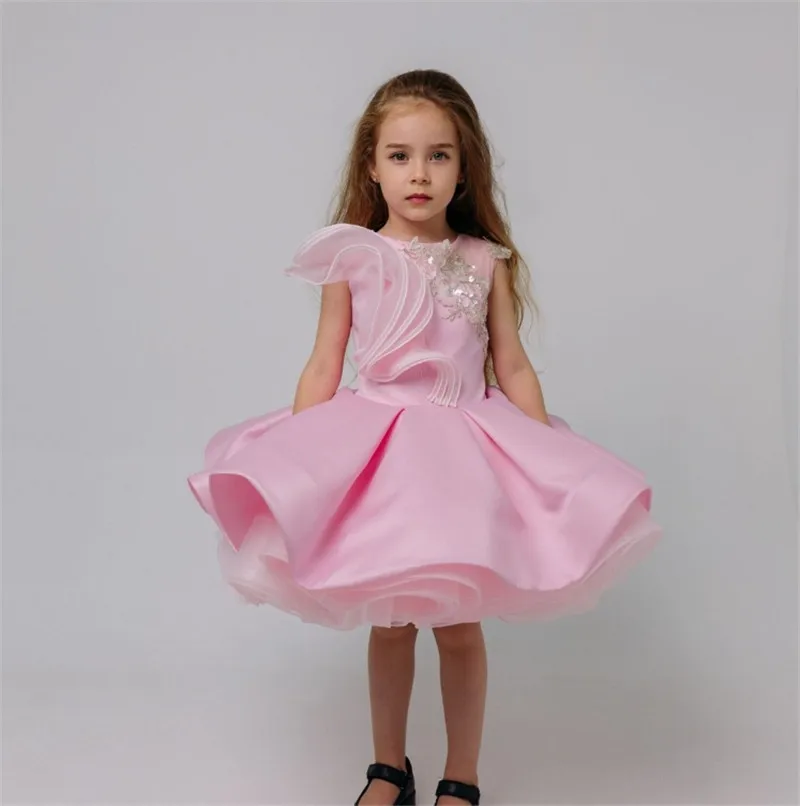 Vestido personalizado da menina da flor para o casamento, o pescoço, comprimento do joelho, sem mangas, roupa do miúdo, vestido de festa de aniversário, rosa, novo