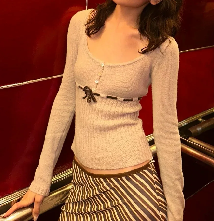 Элегантный облегающий женский вязаный свитер, бархатный кардиган с завязками и U-образным вырезом, облегающий женский топ на пуговицах, новинка осени 202, новинка осени
