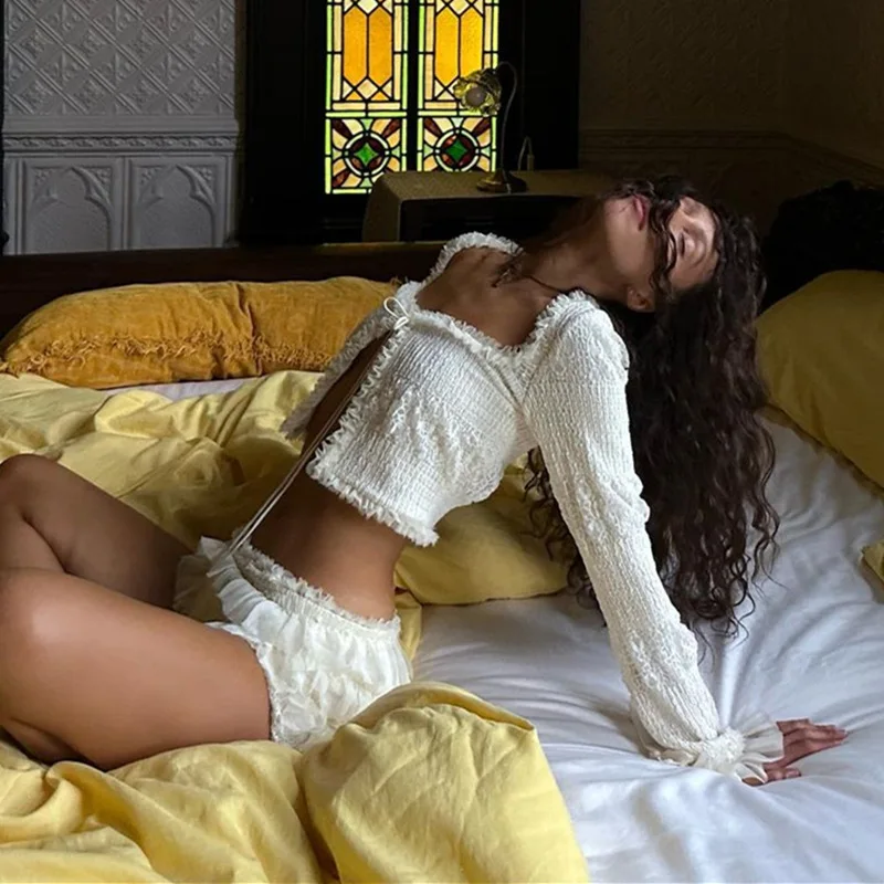 Kardigan Rajut Solid Seksi Baru Atasan Crop Lengan Panjang Y2K Mode dengan Rok Mini Ruffle Berjenjang Pinggang Rendah Set 2 Potong Wanita