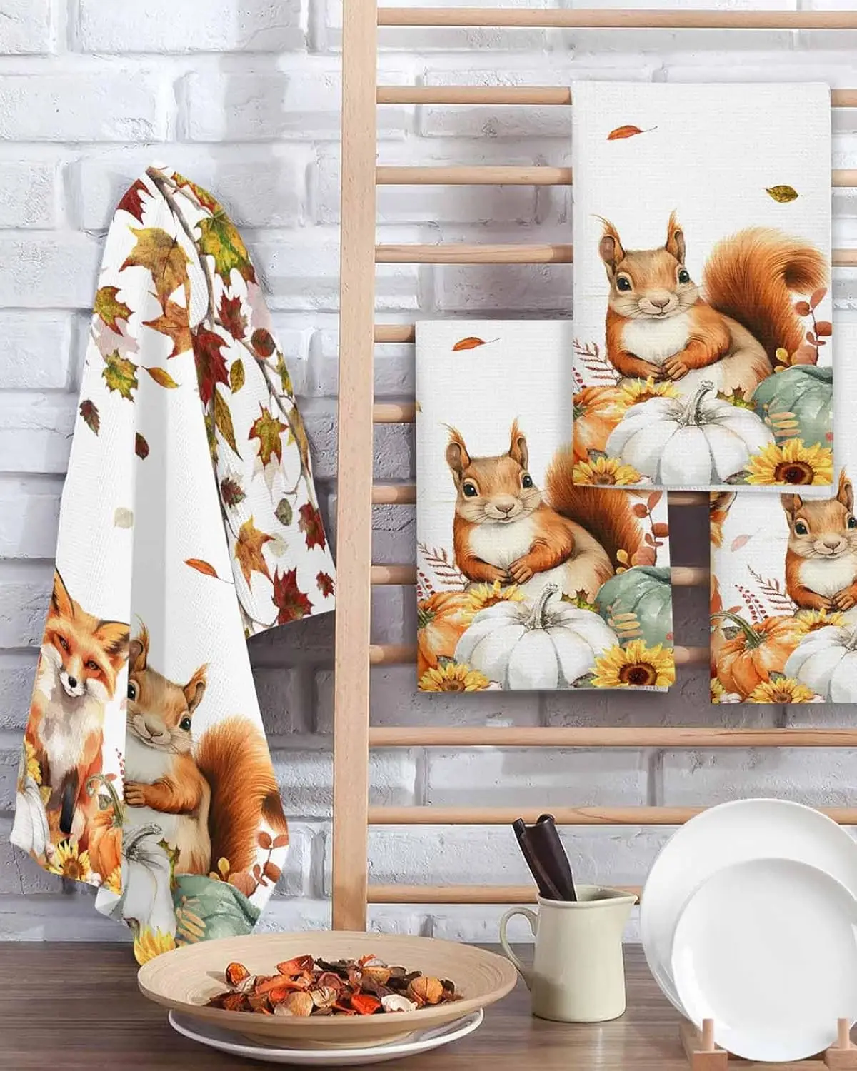 Fall Pumpkins Squirrel Maple Leaf Kitchen Dishcloth Towels Sets Cleaning Supplies Absorbent Dish Towel for Kitchen Accessories