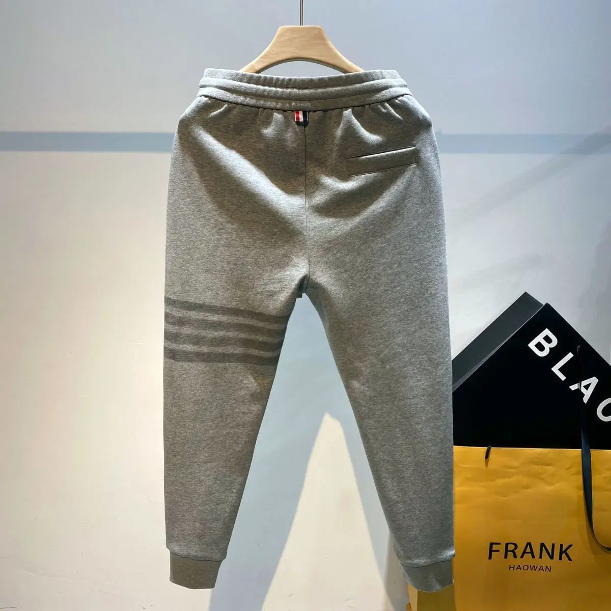 New Men\'s Casual Harem Pants Elastic Waistband for Spring and Autumn Sports Joggers Trousers Four Bar Printed Baggy Sweatpants