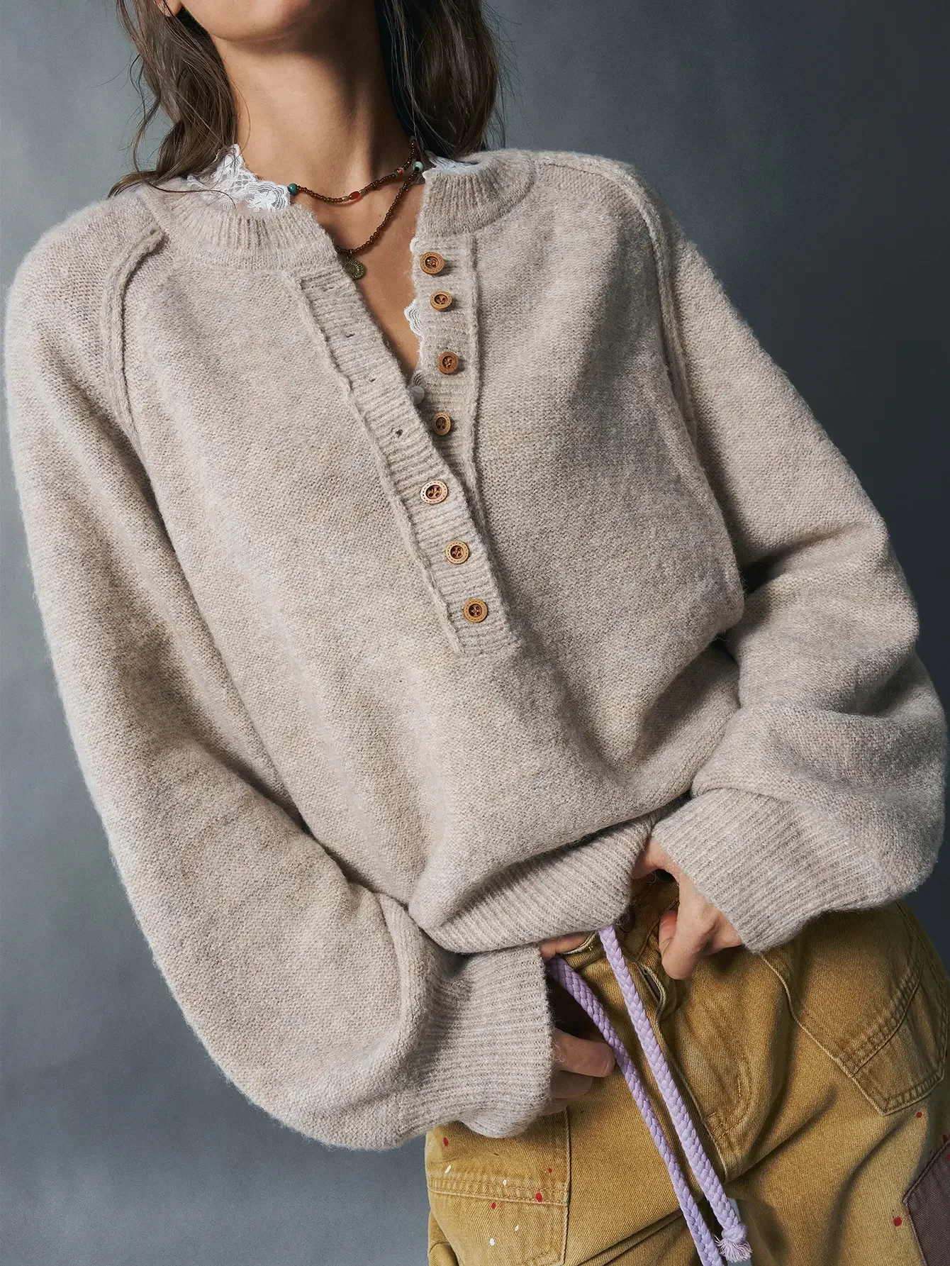 Womens Oversized Henley Knit Sweater Boho Chic Indie Folk Aesthetic Long Raglan Sleeve Pullover Jumper Top Solid Heather Oatmeal Biscuit Beige Wooden Buttons Half Placket Ribbed Cuffs Slouchy Boxy Fit For Fall Winter Weekend Travel Outfits Christmas Gift