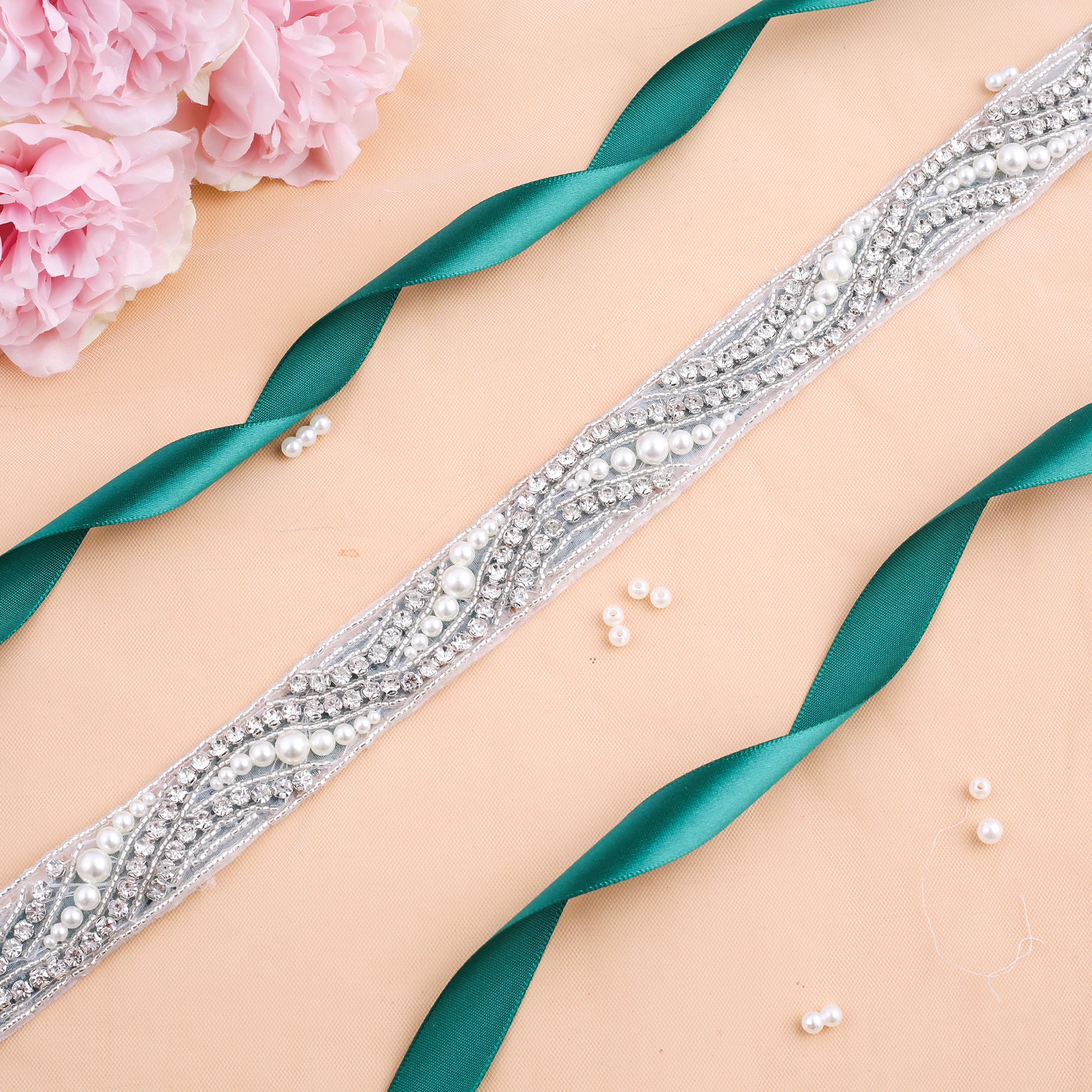 NZUK Sliver Crystal Bridal Sash Diamond Wedding Belt Rhinestones Bridal Belt for Bride Wedding Party Evening Gown