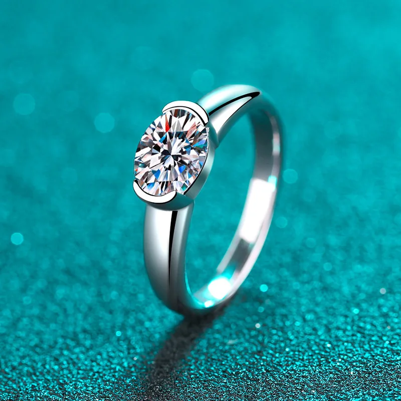 1.5ct Moissanite S925 Sterling Silver Jewelry Wholesale Fashionable and Simple Pigeon Egg Moissanite Ring Women's Selected Gift