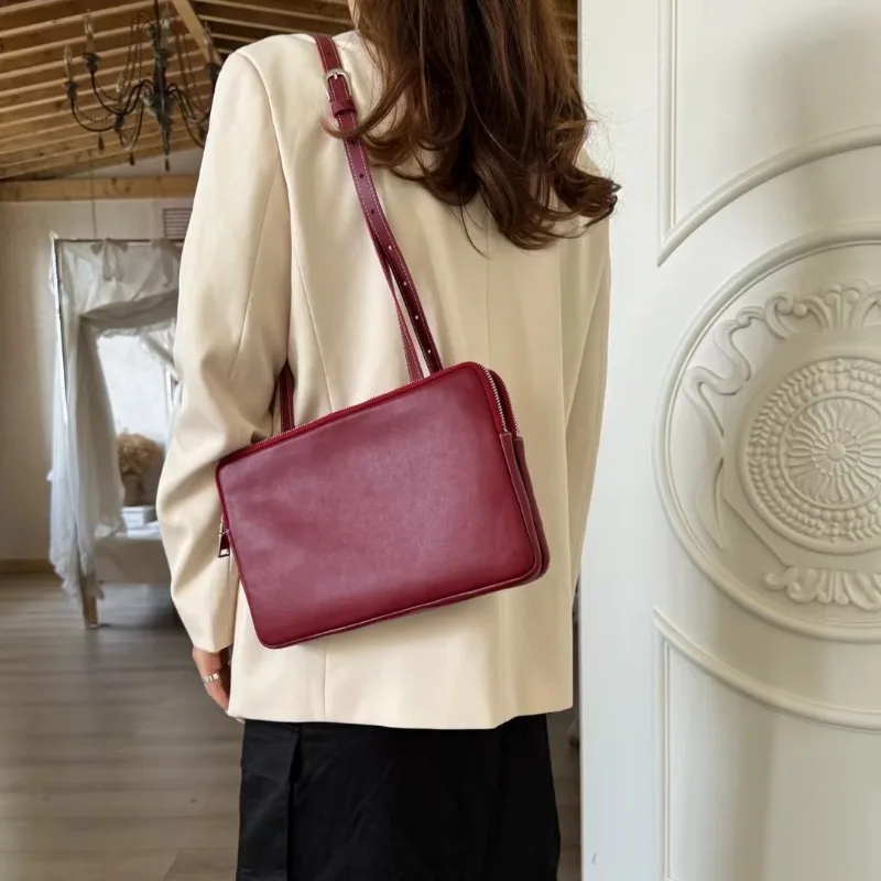 

Vintage Commuter Leather Texture Bilayer Messenger Bags Korea New Moda Square Minority Literary Purses Crossbody Personalized