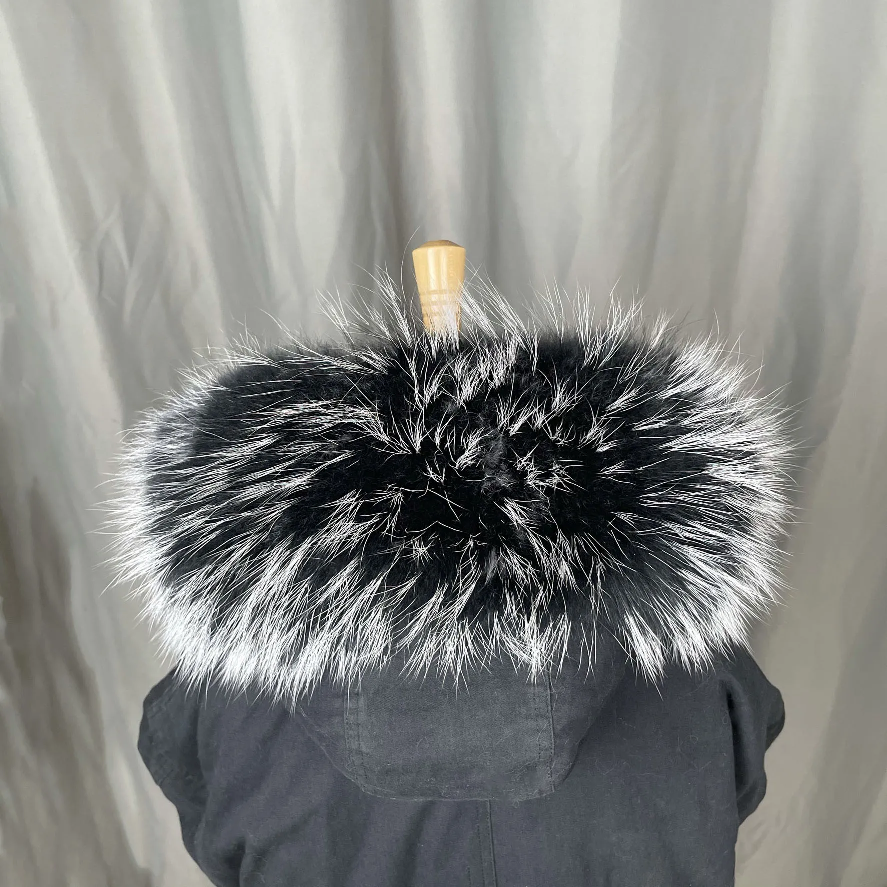 Real Raccoon Fur Collar Womens 100% Natural Fur Gray Collar Real Fur Shawl Detachable collar Fur Scraves luxury  scarf