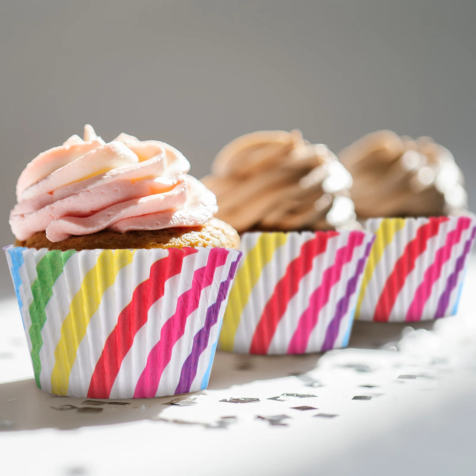 

200 pcs Cake Mold Baking Cups Mini Colorful Greaseproof Paper Muffin Cases Cupcake Liners Disposable Kitchen Bakery Tools