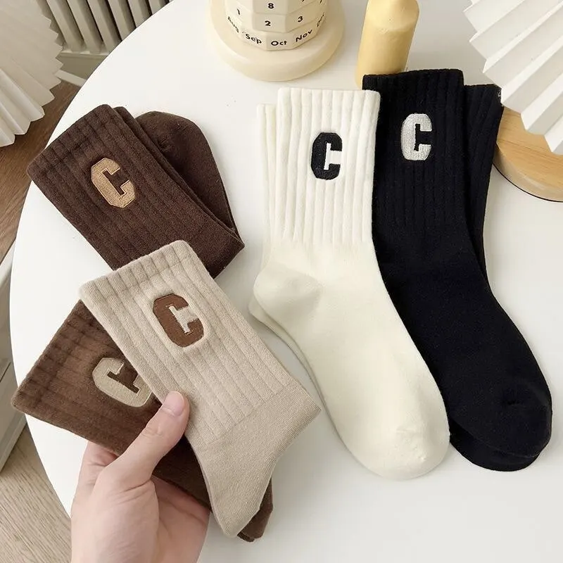 5 Pairs Of Women's Autumn/Winter Trend C- Letter Long Socks Ins Fashion Versatile Breathable Mid Tube Sports Socks