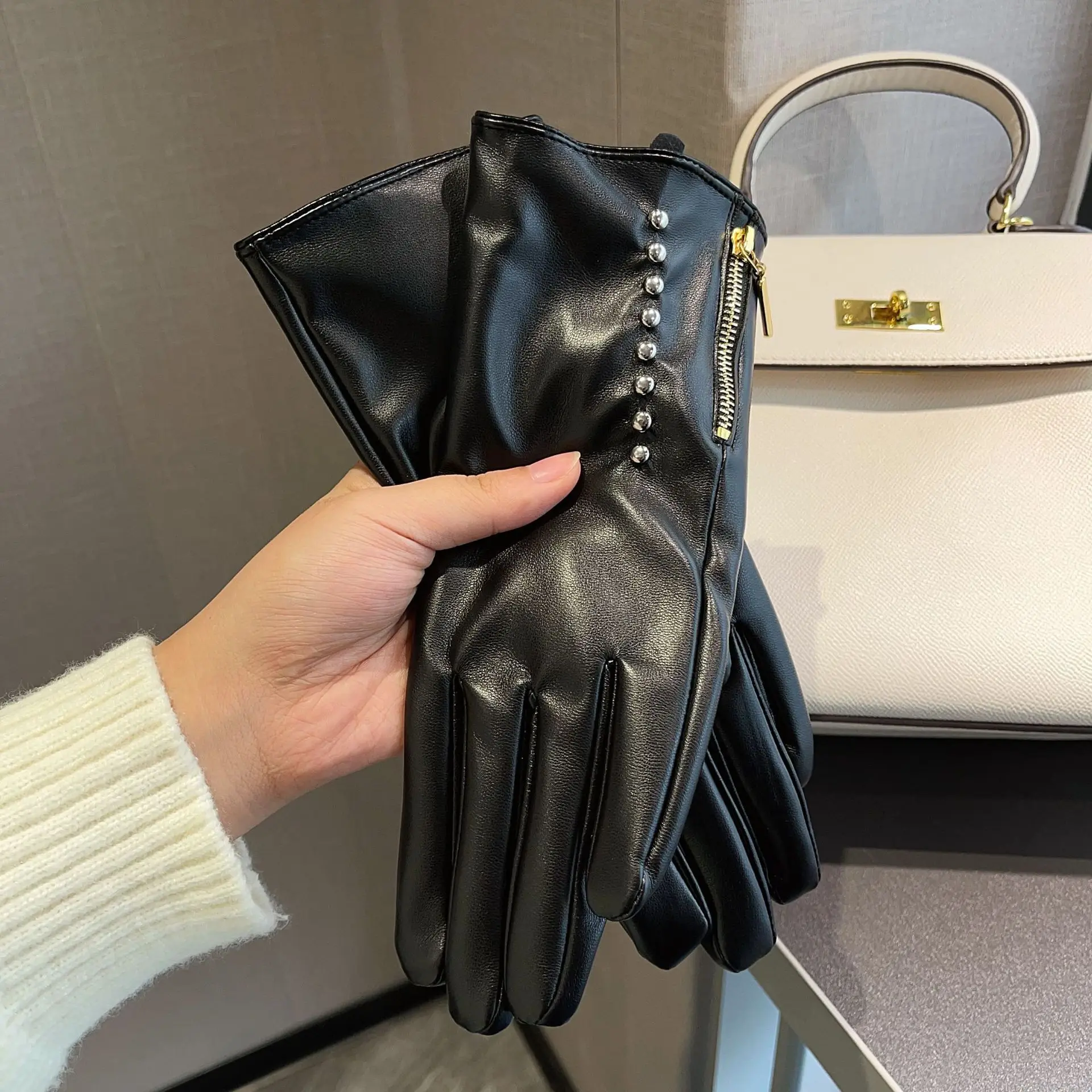 Gloves Women Studded Zipper Touch Screen Winter Thick Warm Fleece Lined Sweet Cool Style One Size