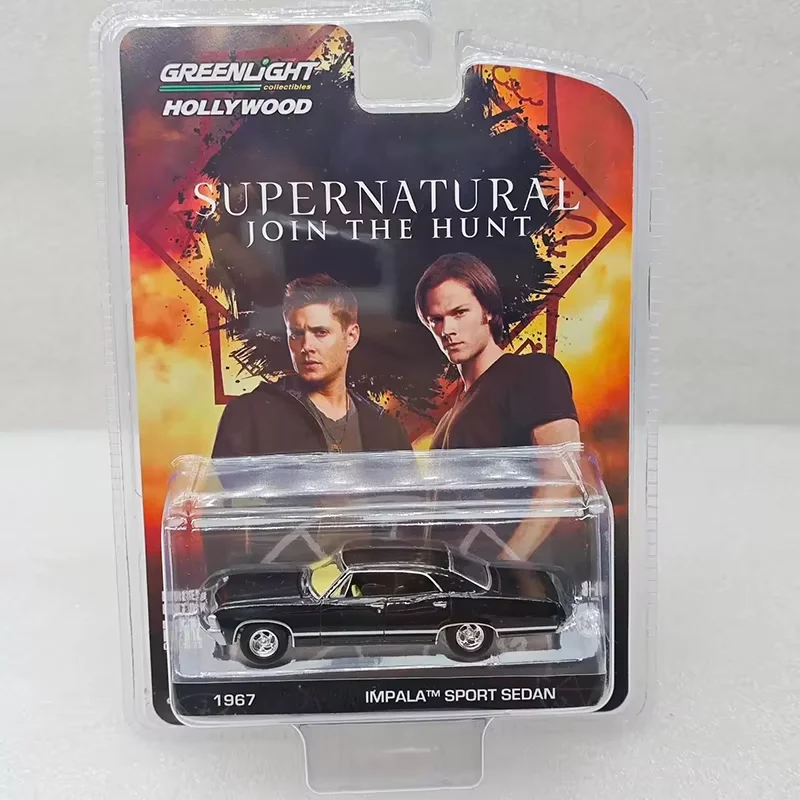 

Модель автомобиля Greenlight 1:64, 1967 Impala Sport Sedan, из сплава, коллекционная, декоративная, праздничная игрушка, сувенир, подарок