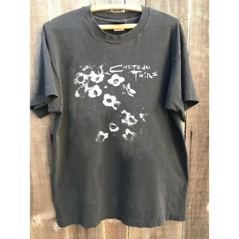 Camiseta vintage con estampado floral de Cocteau Twins para hombre, nueva camiseta informal de verano adecuada tanto para hombres como para mujeres