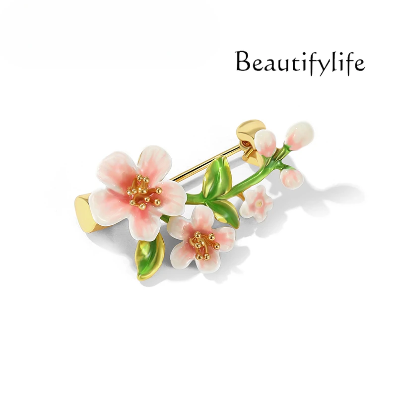 Nordic design small peach blossom brooch design sense niche sweet corsage pin female