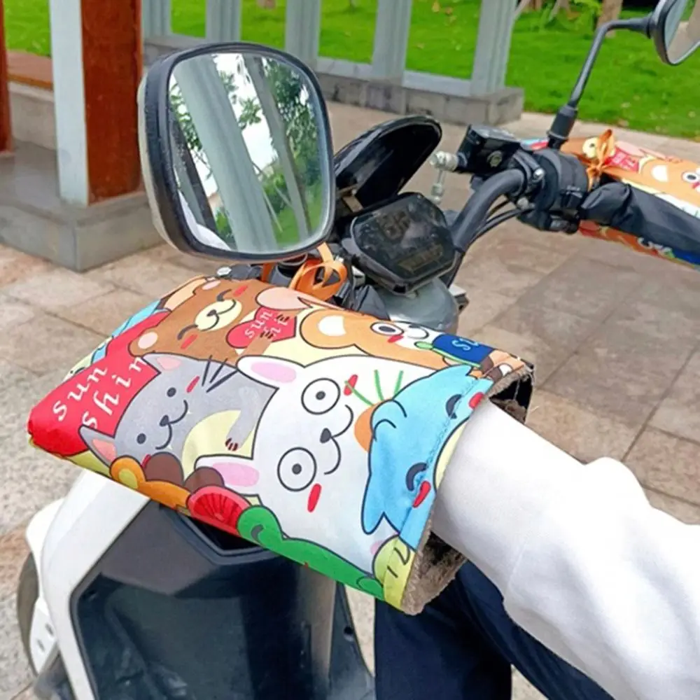 Gants chauds pour véhicule électrique, résistants au froid, imperméables, coupe-vent, poignées épaisses, protection des mains pour Scooters, dessin animé