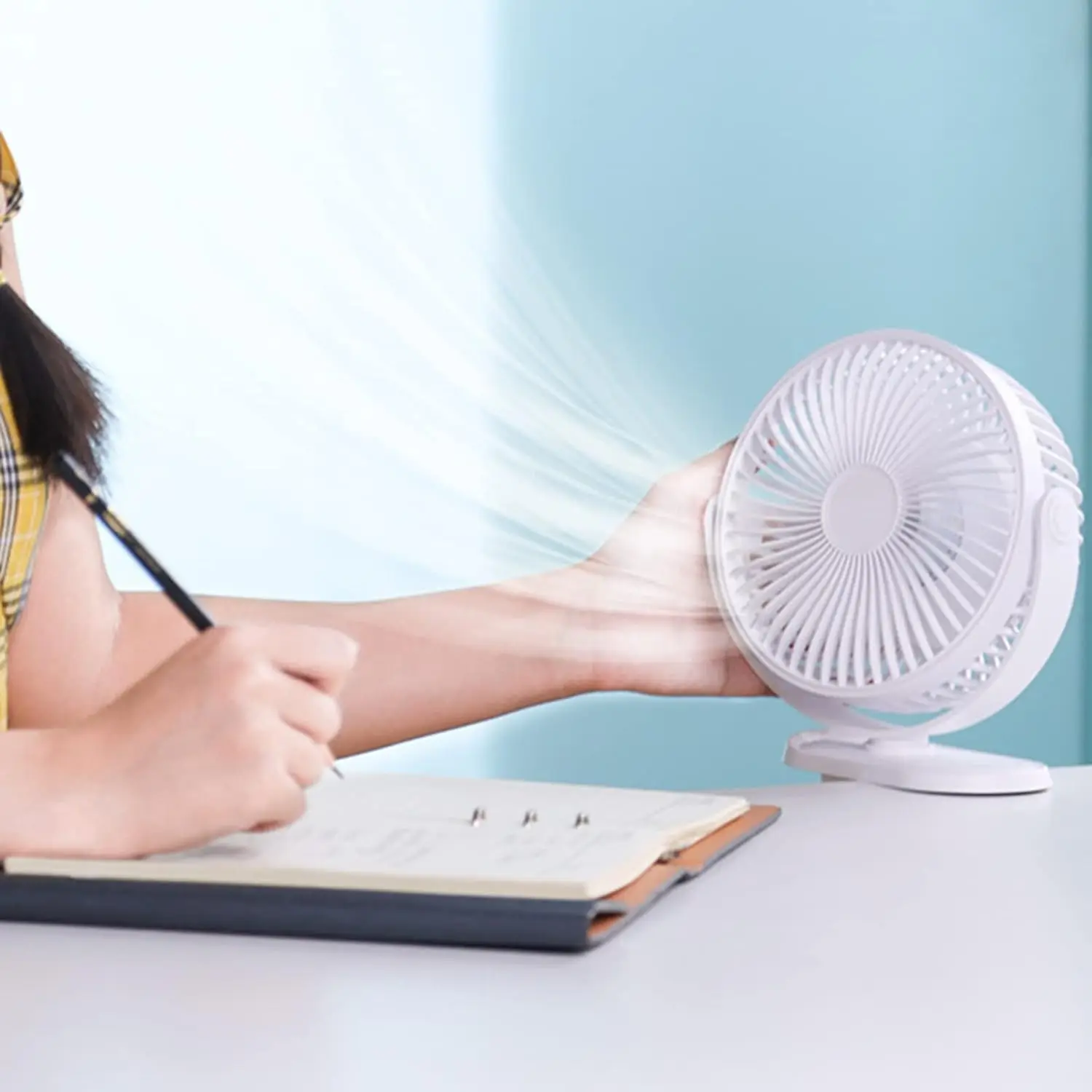 USB 충전식 가정용/실내용 탁상용/침실용/야외용 휴대용 클립/천장 선풍기 4단 속도 조절
