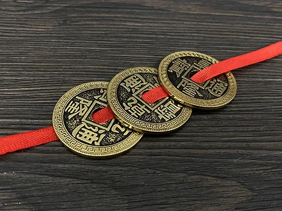 العملات الصينية والشريط جيمي مروحة العملة الكلاسيكية الخدع السحرية أوهام قريبة ماجيك الساحرة الصينية التحدي عملة التلاشي