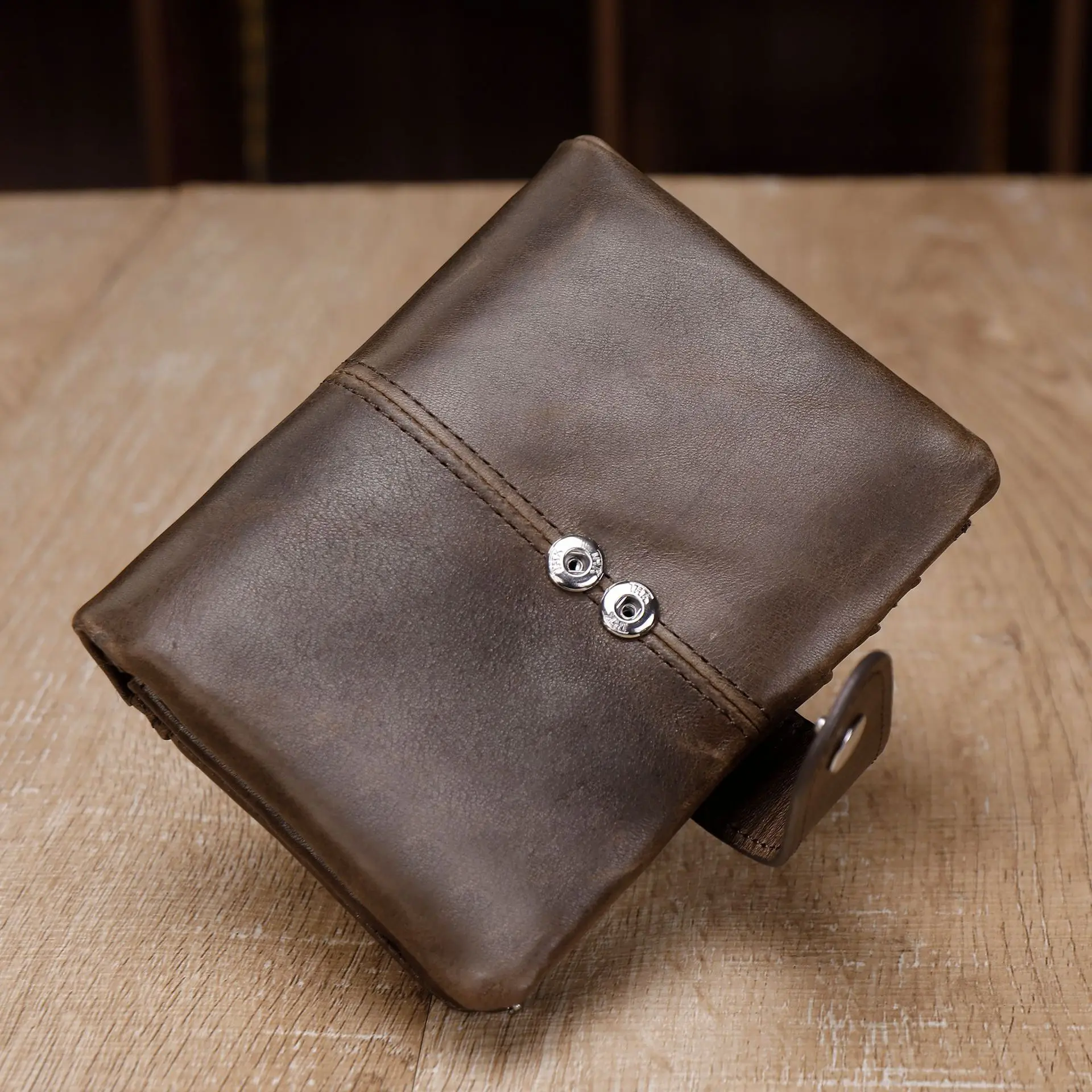 Men's Vintage Waxed Leather Wallet Top Grain Cowhide Retro RFID Blocking Multi-Card Holder Minimalist Travel Essentials