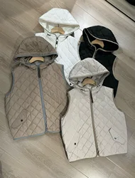 Casual solid color exquisitely trimmed hooded vest