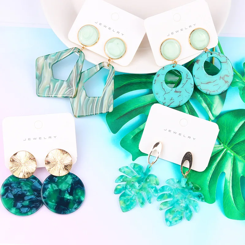 Foreign trade new acetic acid fresh green acrylic earrings earrings temperament personalized corrugated striped earrings earring