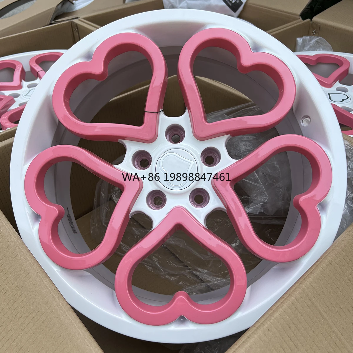 

Custom Forged Wheel Hub Heart-Shaped Love Pattern Multi-Model Fit for 15-24 Inches New Made Aluminium Alloy 40mm 25mm 98mm