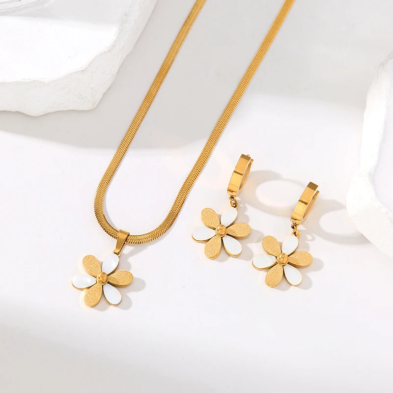 EILIECK 316L Stainless Steel Cute Flower Necklace Earrings Fashion Exquisite Waterproof Jewelry Set For Women Girl Charm Gift