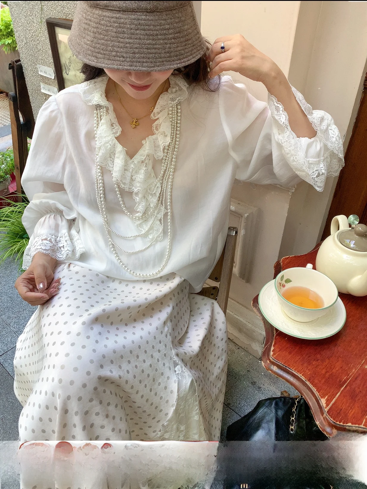 

W-THEWANGS Женская блузка с шелковым кружевом, новинка ранней осени 2025, многослойный топ Aosphere Sensation, французский стиль, свободный крой, длинный рукав