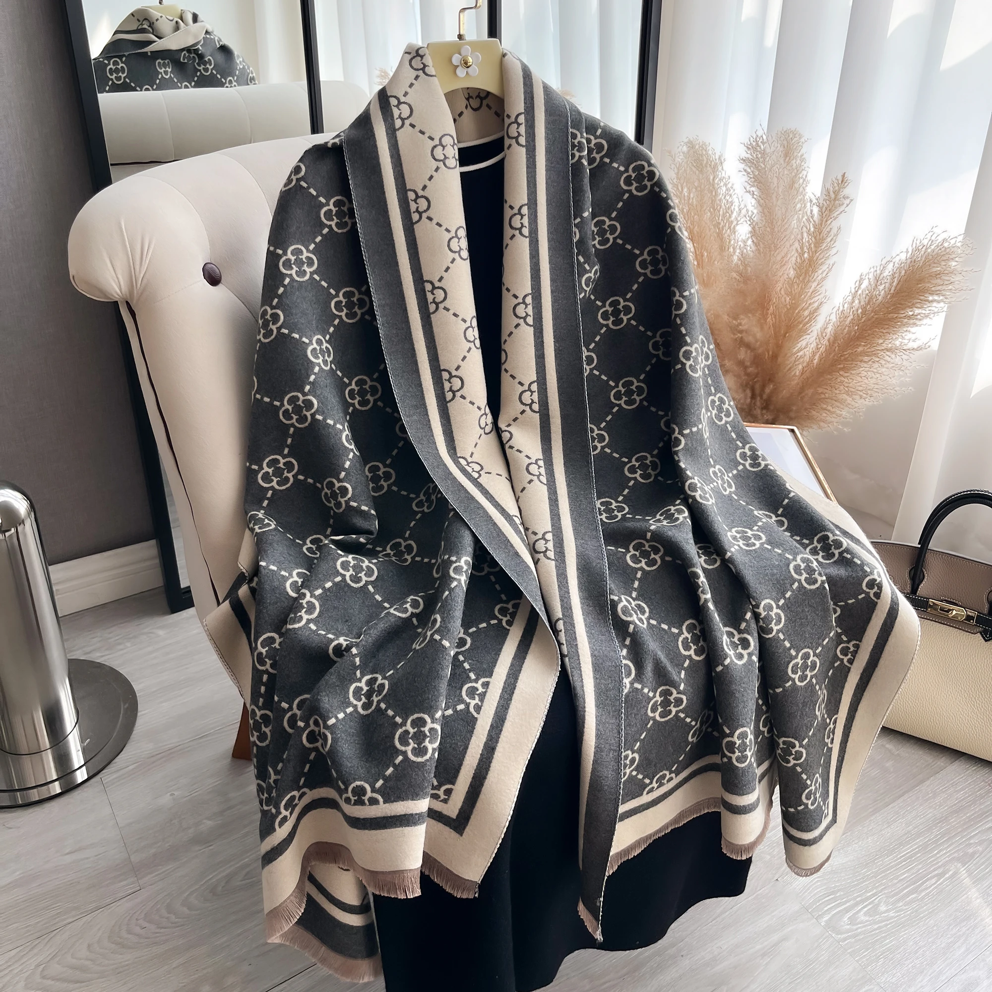 Double Sided Four-leaf clover Tassel Scarf Mature Imitation Cashmere Warm Shawl Autumn Winter Office Coldproof Windproof Scarf