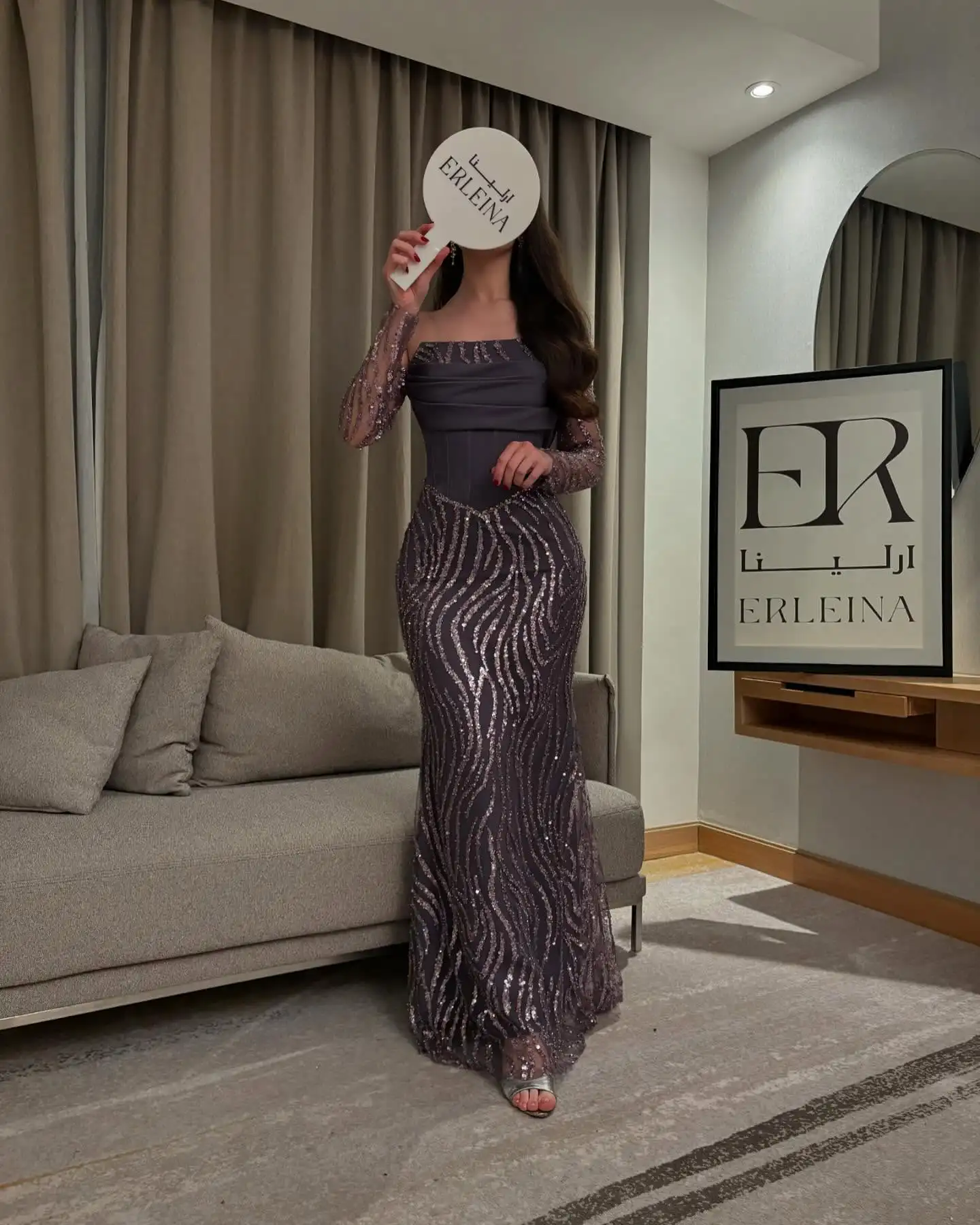 Mila gris clair violet épaules dénudées robes de bal paillettes vague maille manches longues coupe ajustée sirène personnalisé soirée formelle 2025