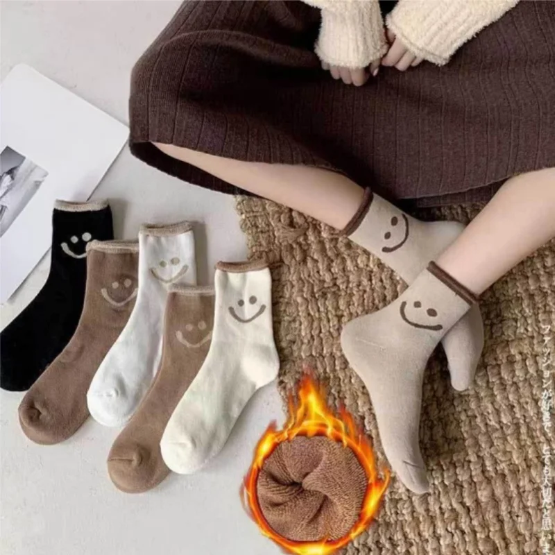 

Женские термоноски с забавным принтом смайлика, зимние теплые зимние носки до середины икры на флисовой подкладке, нескользящие, мягкие, удобные