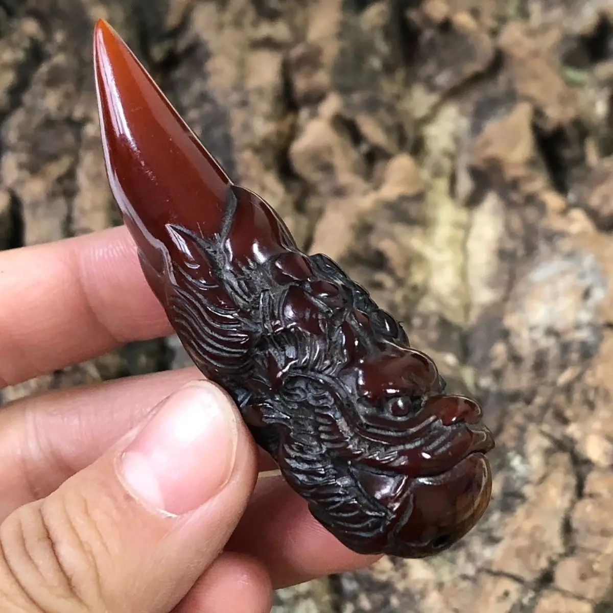 Ox horn Carved Auspicious beast dragon head Statue Ornaments Craft Gift