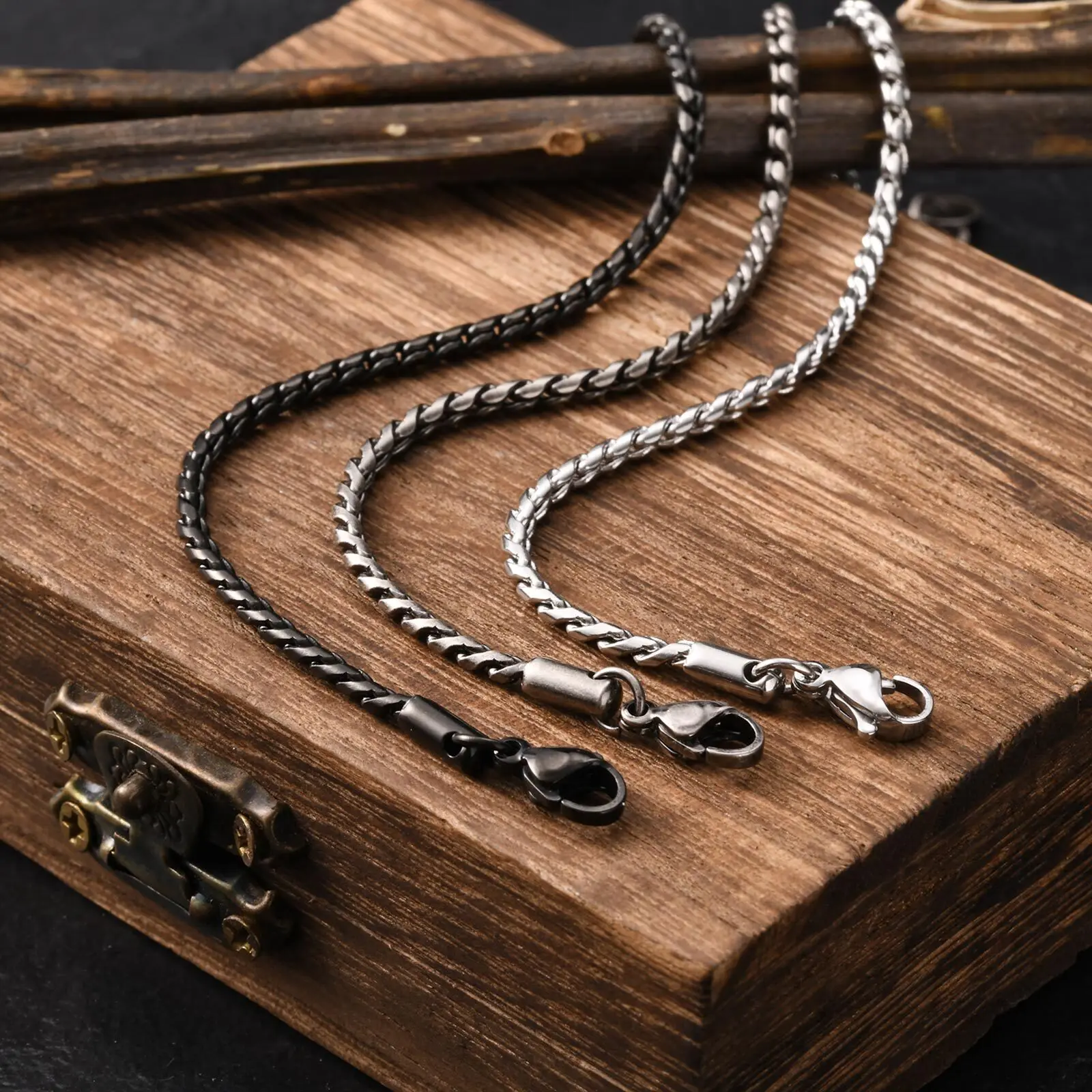 Vnox Slim 2.5mm Snake Links Bracelets for Men Teens, Adjustable Stainless Steel Twisted Chain Bracelets, Simple Metal Jewelry