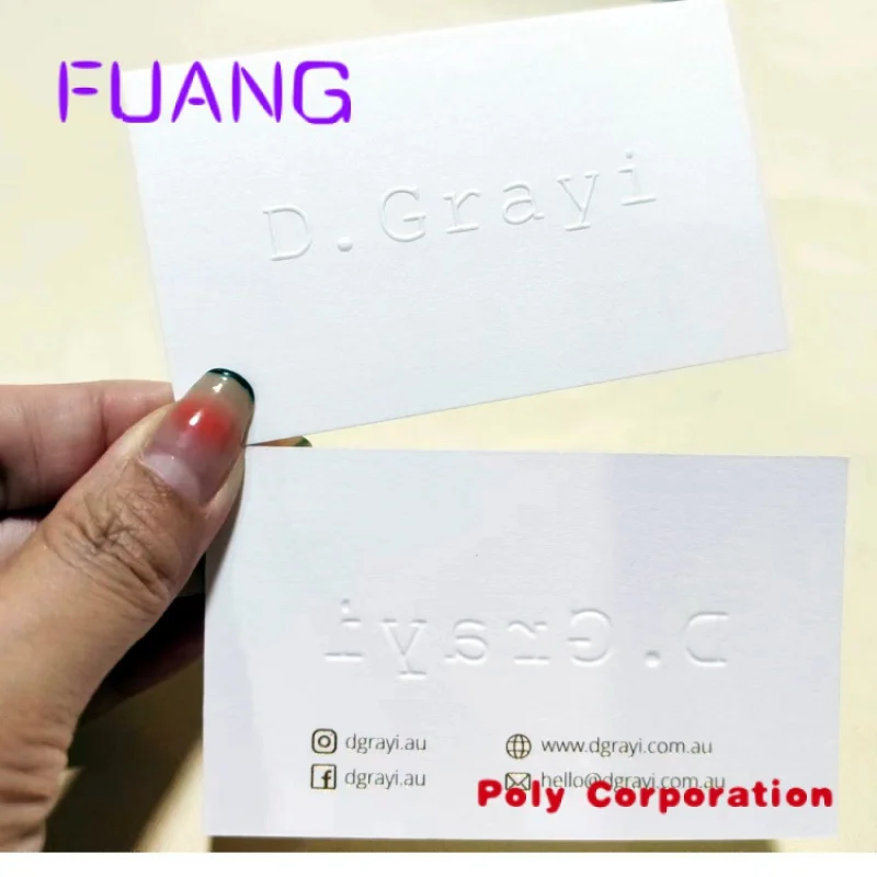 Custom  Eco-friendly Custom Design Luxury Gold Foil and Embossed Texture Name Logo Business Card