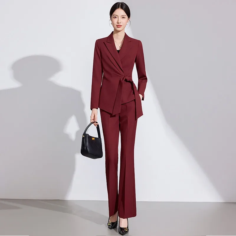 بدلات نسائية أنيقة على طراز ملابس رسمية للمكتب 2025 موضة جديدة سترات بأكمام طويلة أنيقة غير رسمية ملابس الشارع الشهير