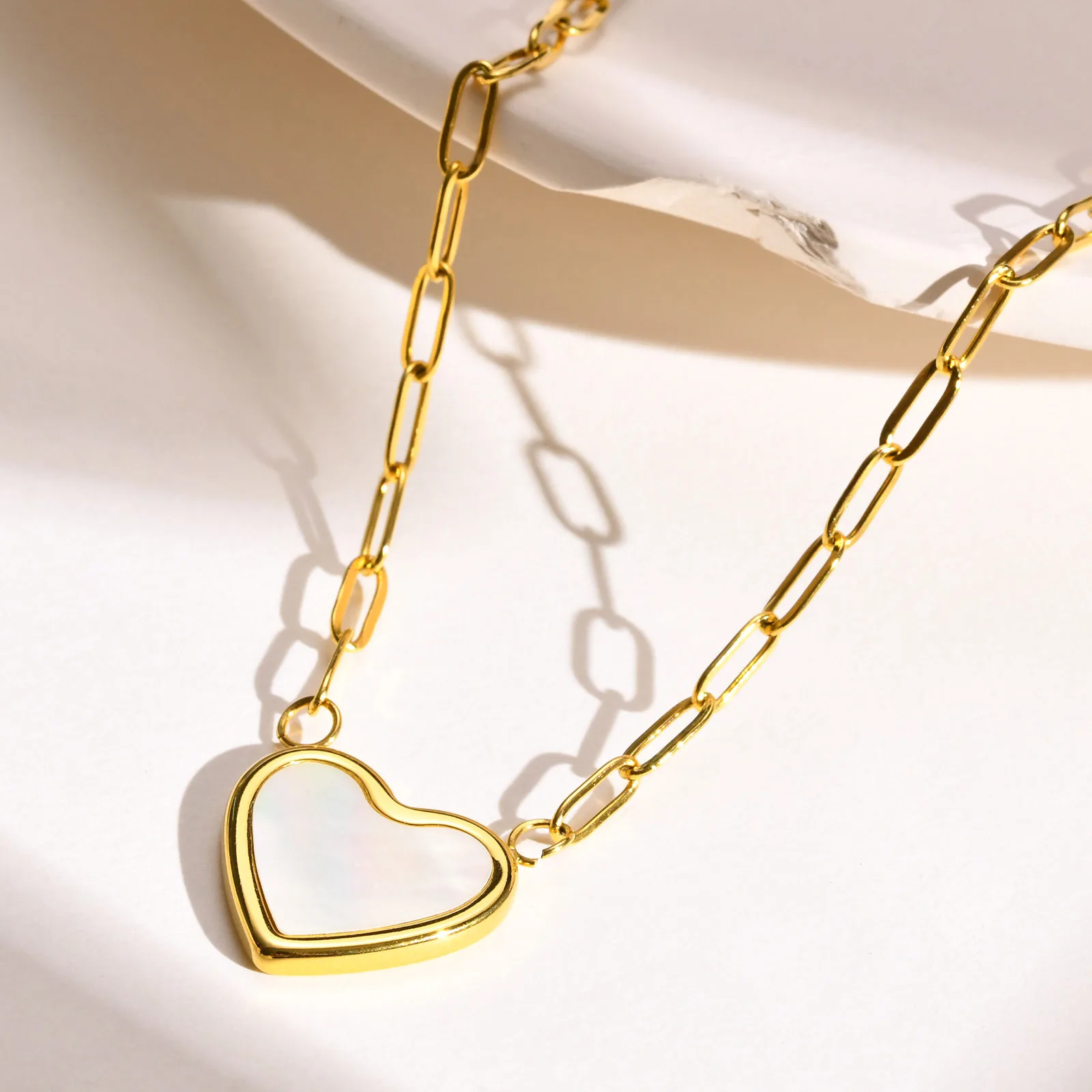 Temperament Shell Heart Necklaces for Women Young Girls Gift Jewelry,Gold Color Stainless Steel Paperclip Chain collar femenino
