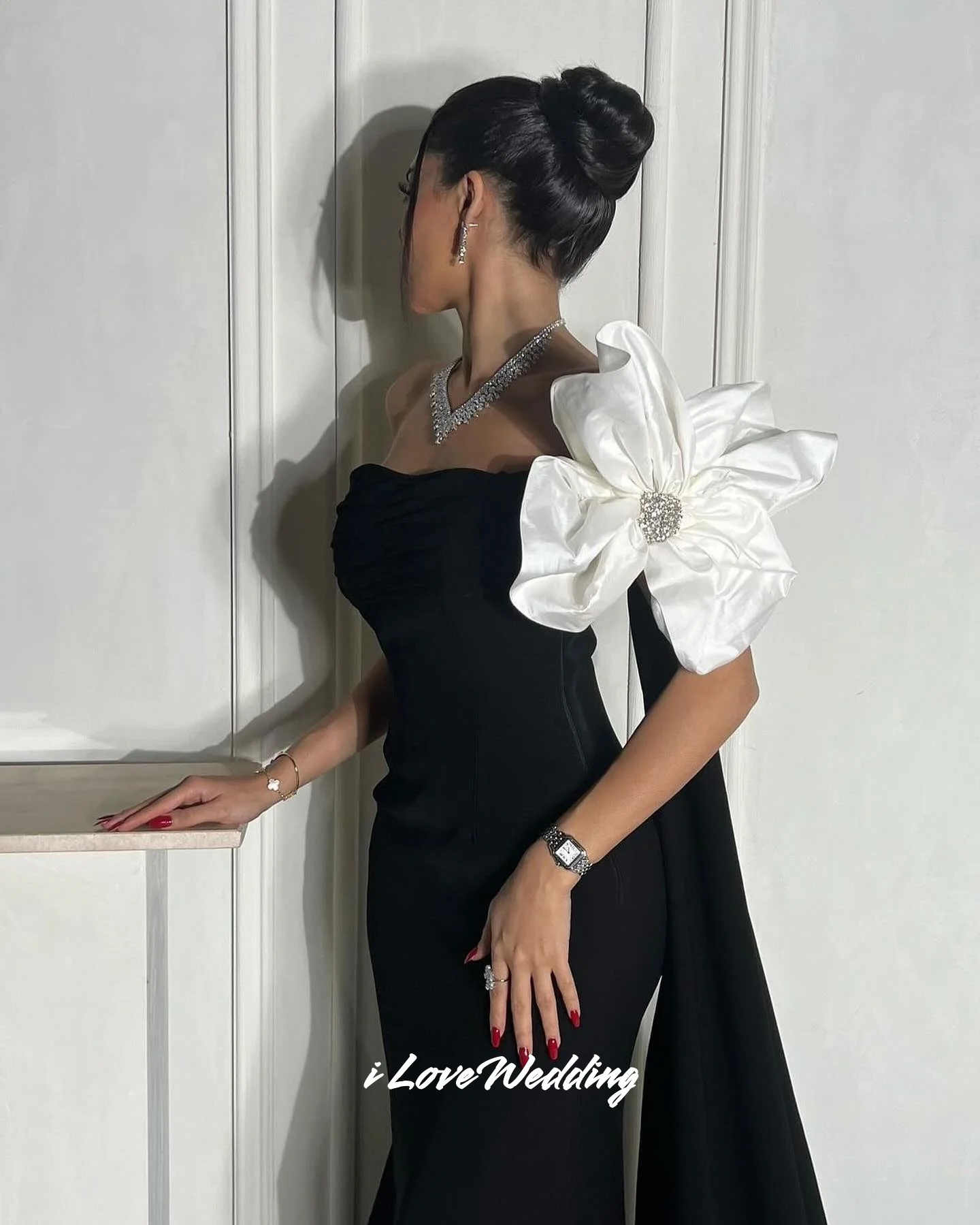 Black Strapless 3D Flower Prom Dresses One Shoulder Mermaid Floor-Length Evening Dress Wedding Party Dresses Pleated Customized