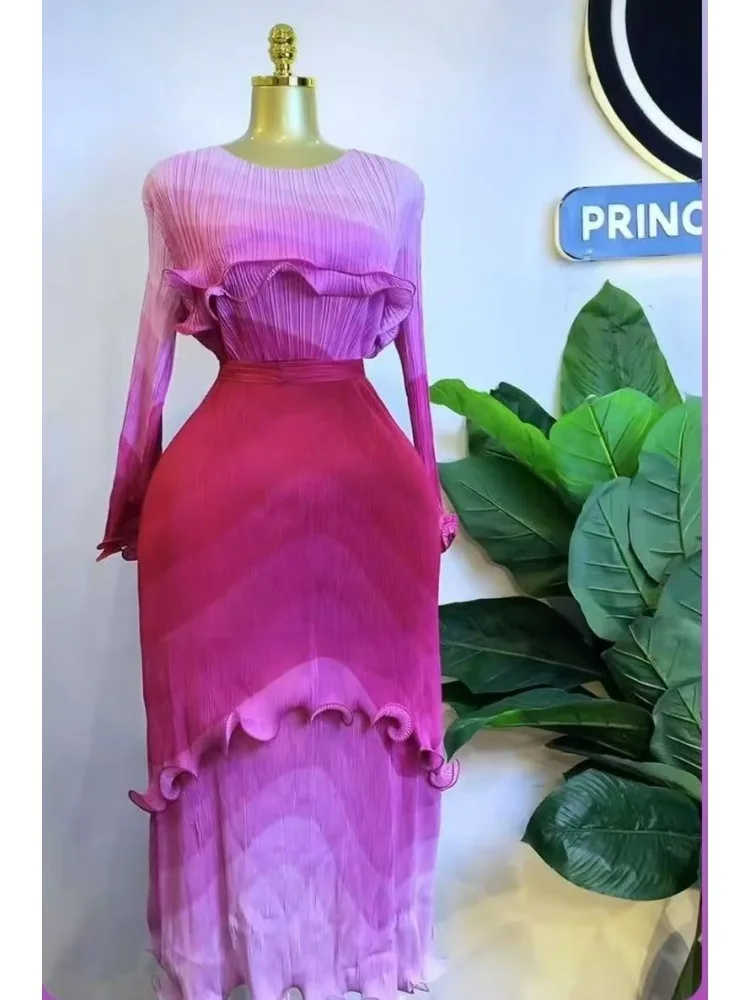 Miyake Fold Gradual Change Color Dress Round Neck Fungus Lace Layer Women's Loose Dresses 2025 Summer New