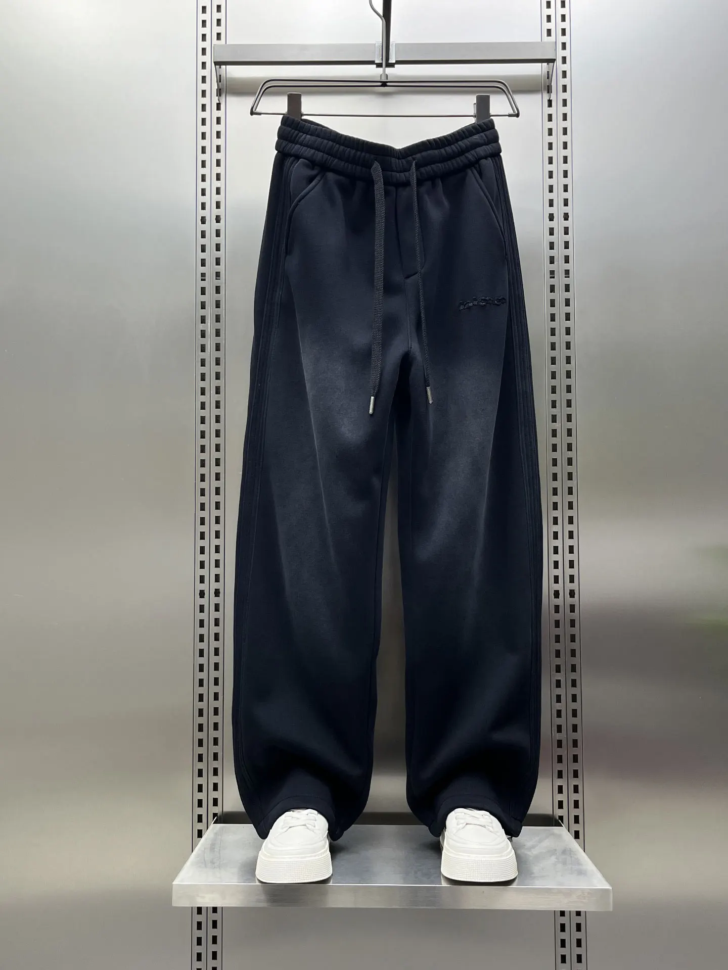 

Мужские зимние повседневные брюки на флисовой подкладке, свободные спортивные штаны в американском стиле, роскошные широкие брюки с градиентным цветом, длинные штаны