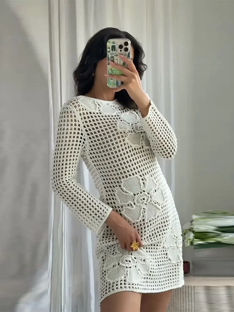 

O-neck Knit Hollow Out Floral Dress Women Sexy Long Sleeve See Through Solid Loose Party Dresses New Summer Vocation Beachwear
