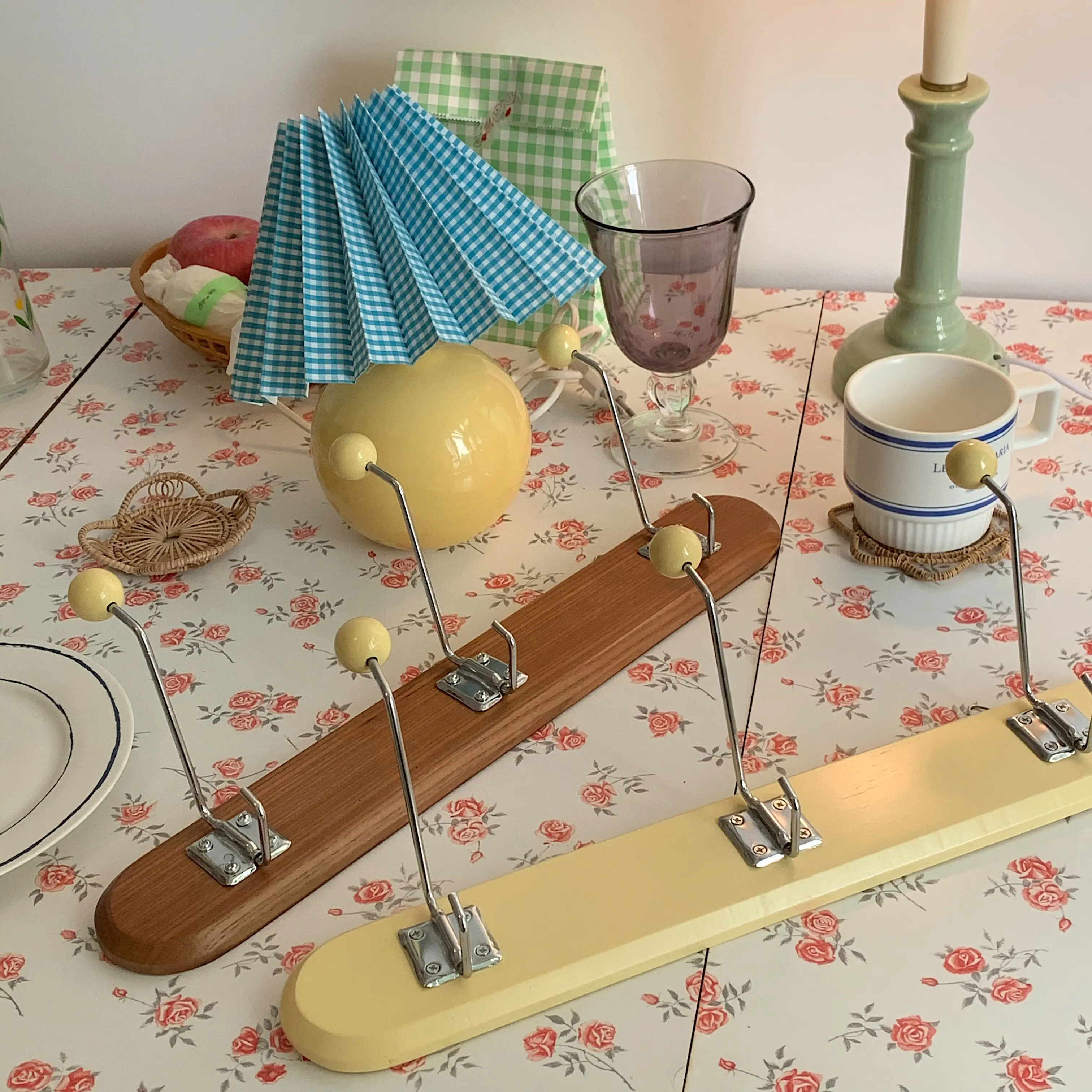 Eat in the morning and evening ins wall hanging hats hooks decoration homestay coffee clothing store medieval solid wood hangers