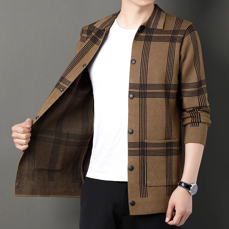 Cárdigan de punto a rayas cuadradas para hombre, suéter de cuello Polo, suéteres de invierno versátiles, moda informal, nuevo