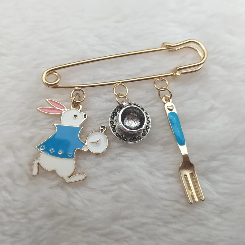 Kawaii magic rabbit hard enamel pin fashion cartoon fork yellow rabbit spoon blue rabbit brooch gourmet jewelry gift