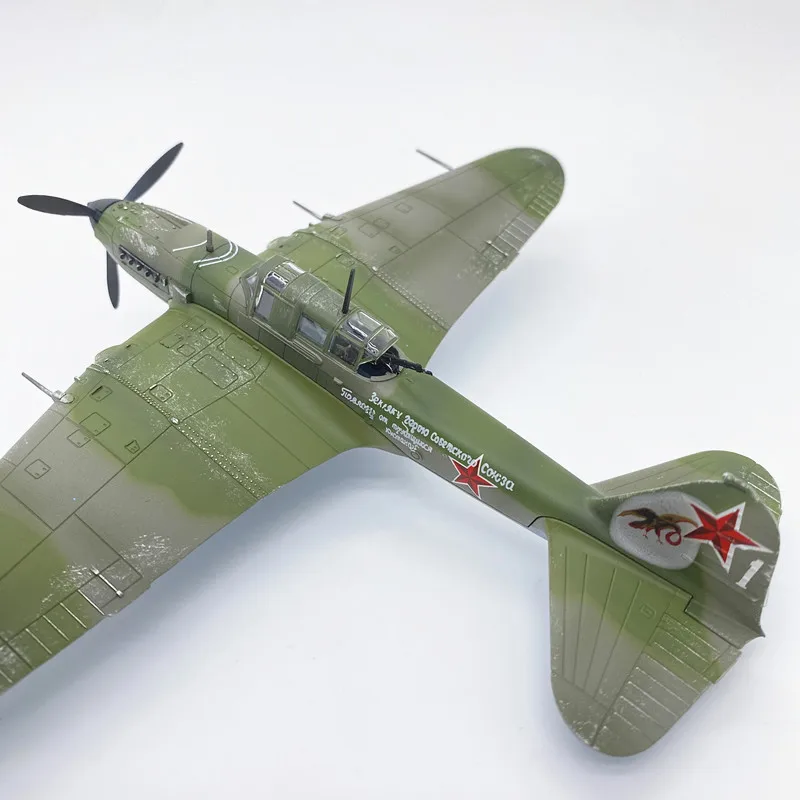 NOWY samolot IL-2 w skali 1/72 Ilyushin Shturmovik Model Diecast Metal Russia Fighter Alloy Military Army Collection