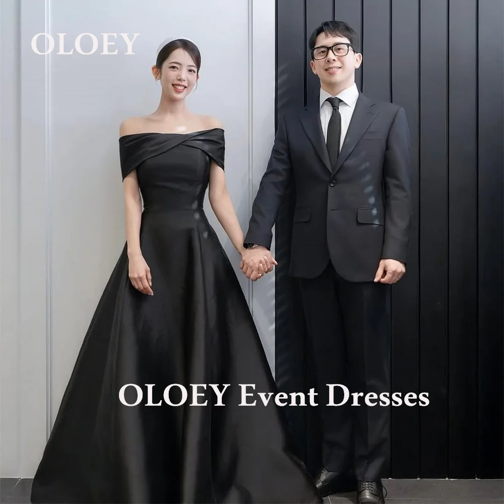 

OLOEY Simple Black Prom Dress Korea Photo Shoot Off Shoulder A Line Wedding Party Gown Silk Satin Floor Length Corset Customized