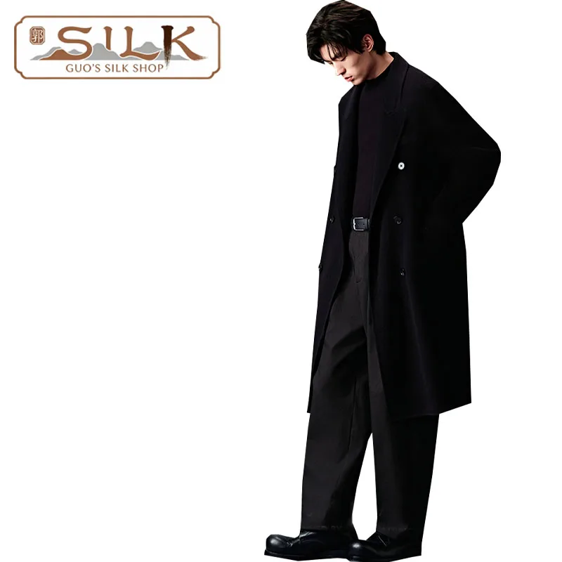 

Элитная мужская одежда из кашемира — классический пальто средней длины на двух пуговицах для делового и повседневного стиля — осень и зима