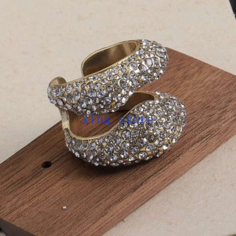 2024 New Fashion Round Cut Crystal Inlaid Geometric Women's Ring